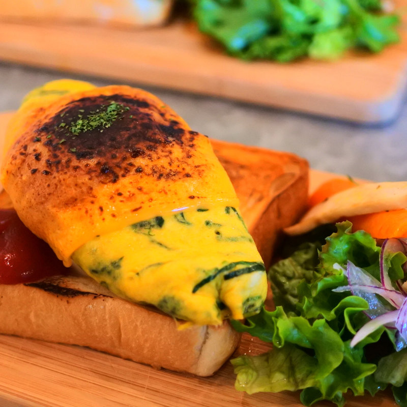 ポパイオムレツ(アサゴパン　パインブルックリンモーニング)