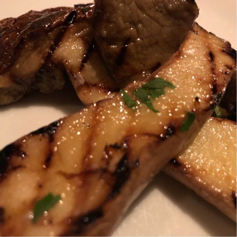 ポルチーニのソテー(ワインバー ニュイ・ブランシュ)