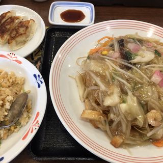 皿うどん・炒飯・餃子(リンガーハット 福岡瀬高店)