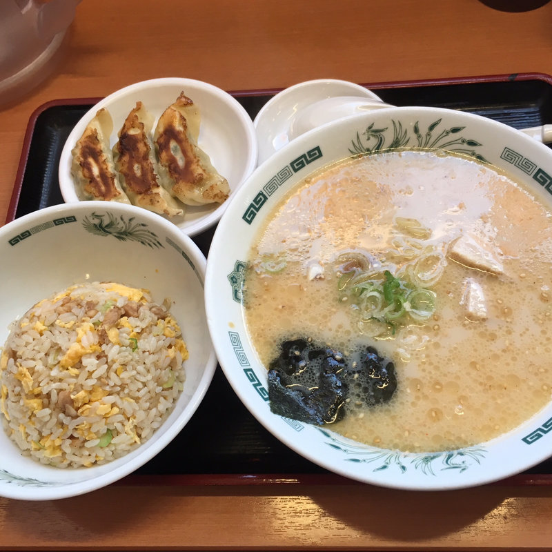 とんこつラーメン＋半チャ＋餃子3個セット(日高屋 千葉富士見店)