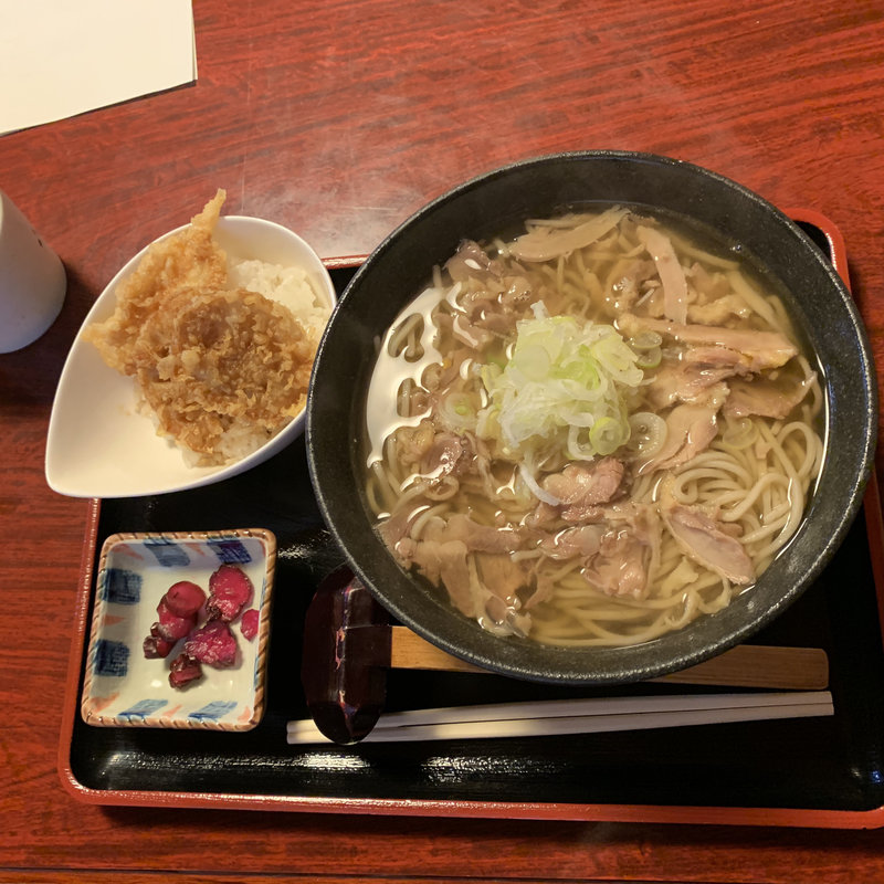 あつい肉そばと天丼セット(山形一寸亭 （やまがたちょっとてい）)