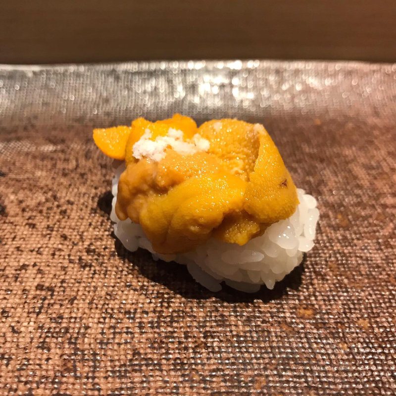 海水ウニ(おたる政寿司 新宿)