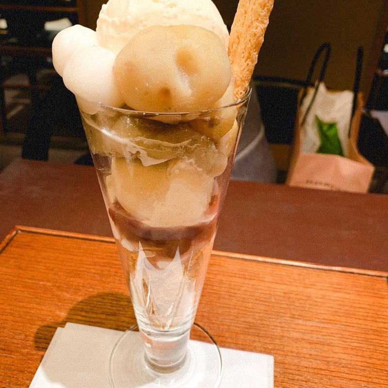 丹波栗のパフェ(宝泉 JR新幹線京都駅店 （宝泉堂ホウセンドウ）)