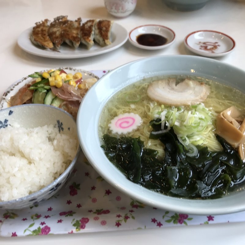 塩ラーメンセットと餃子(かよう軒)