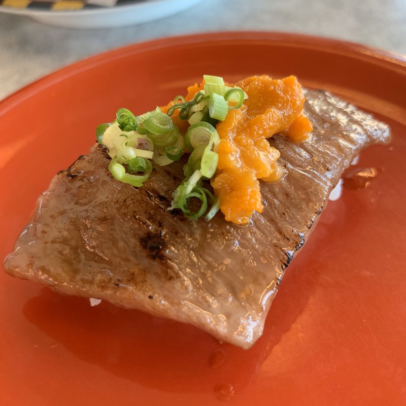 寿司(回転寿司 魚どんや （さかなどんや）)