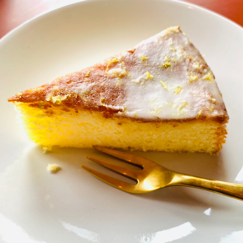 レモンケーキ(LOG CAFE＆BAR Atmosphere)
