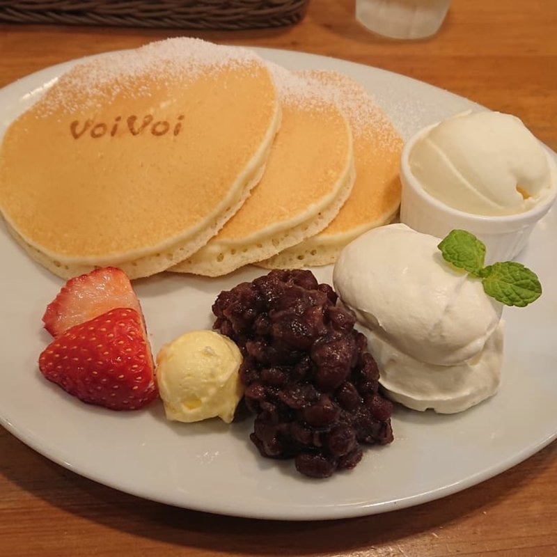 小豆と塩生クリームのパンケーキ(パンケーキママカフェ VoiVoi （ヴォイヴォイ）)