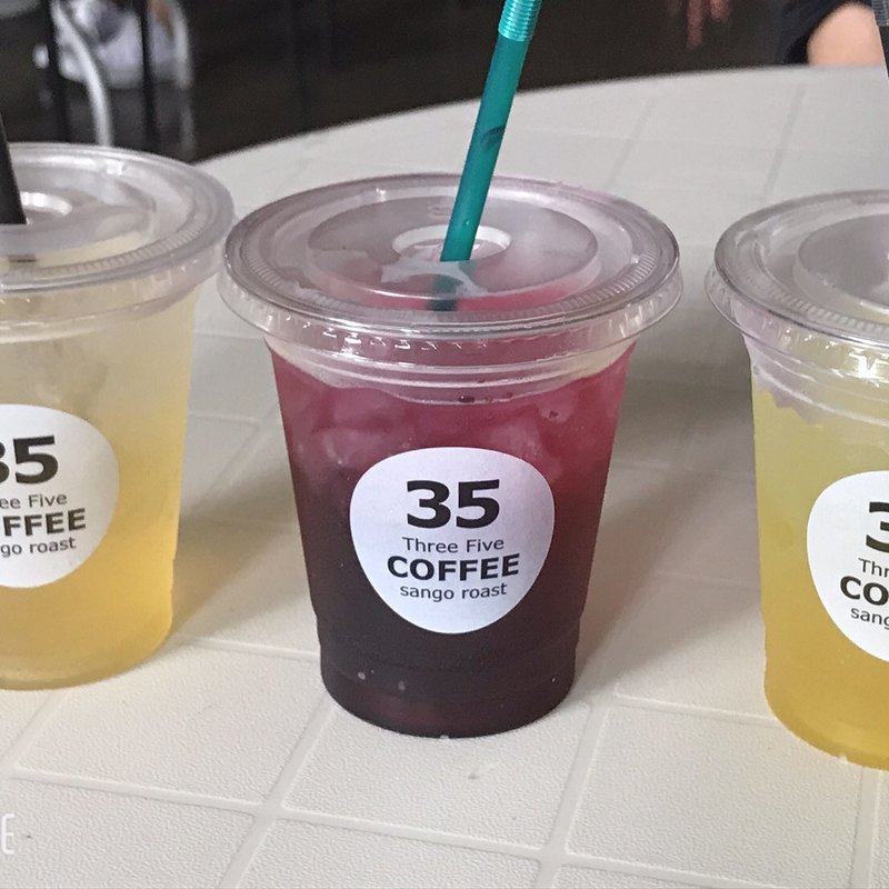 ジュース(ガンガラーの谷　ケイブカフェ （Cave Cafe）)