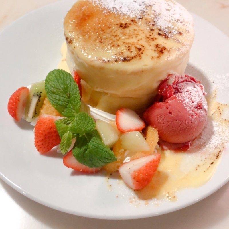 ストロベリーカスタードホットケーキ(イシヤカフェ （ISHIYA CAFE）)