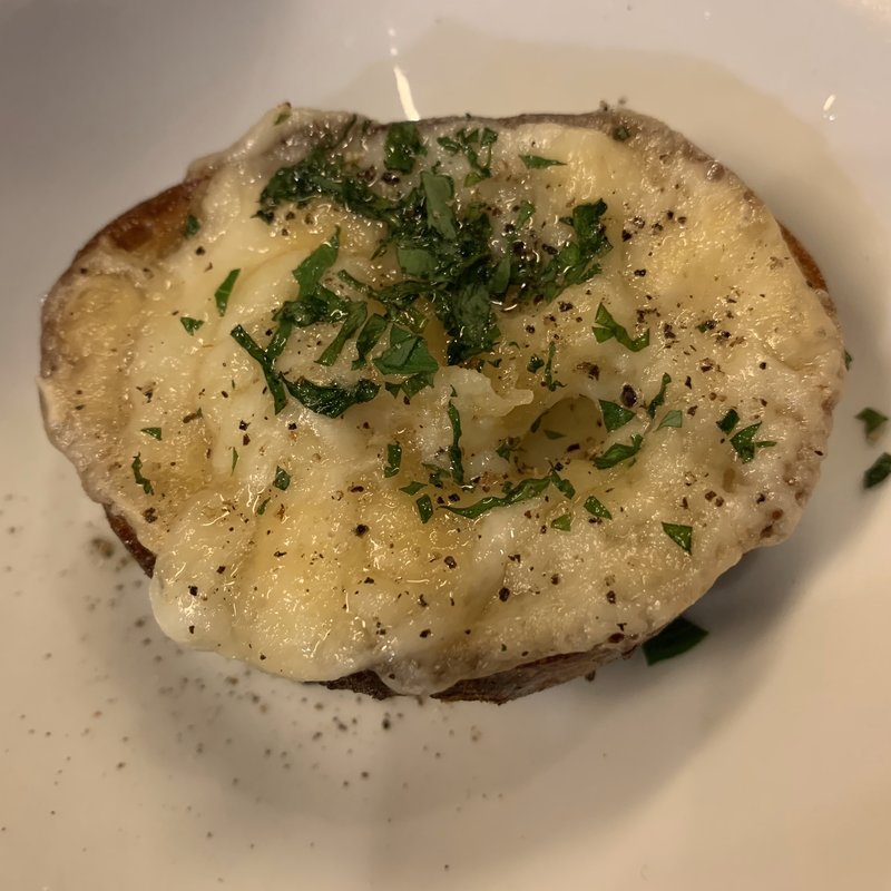 ラクレットチーズのせバケット((食)ましか)