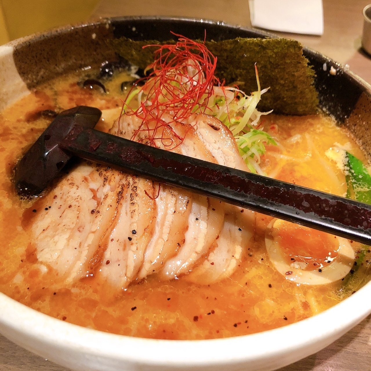 辛味噌ラーメン 激辛 白樺山荘 札幌ら めん共和国店 しらかばさんそう の口コミ一覧 おいしい一皿が集まるグルメコミュニティサービス Sarah