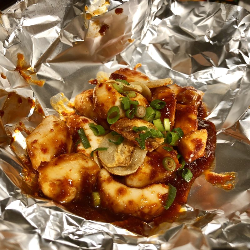 ホルモン焼き（旨辛）(鉄板居食屋 進)