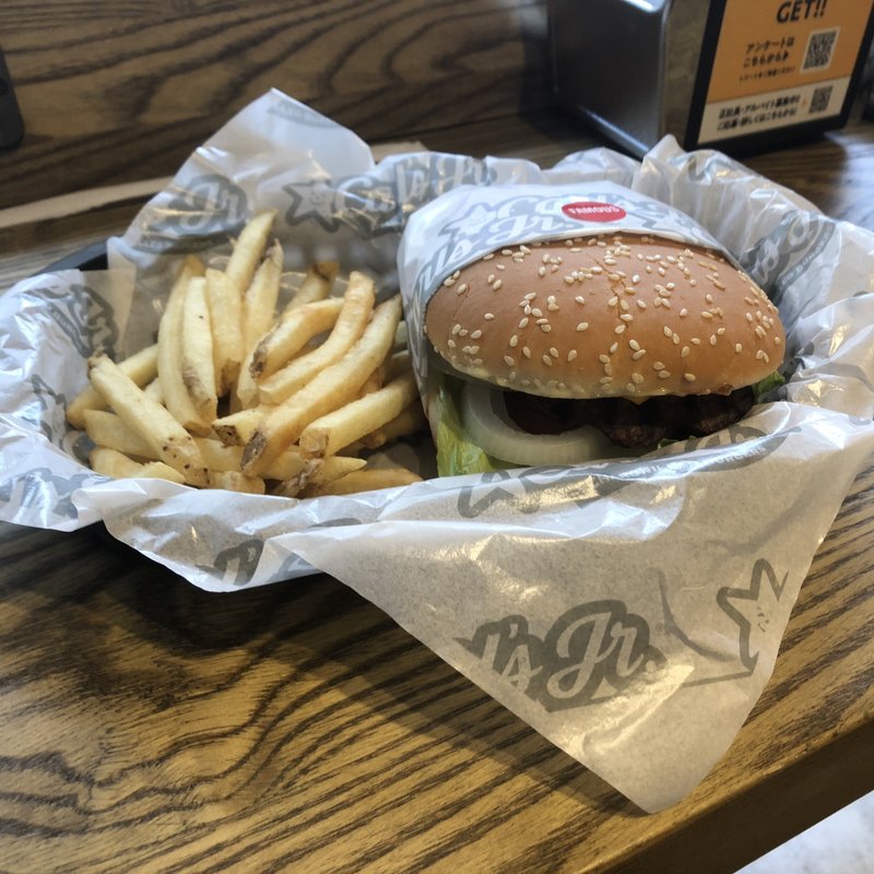 GUACAMOLE BACON ANGUS BURGER ワカモレベーコン アンガスバーガー(カールスジュニア)
