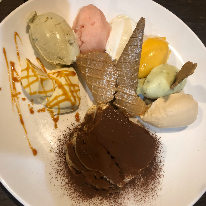 デザート盛り合わせ(ジィオ （Pizzeria Gelateria Zio）)