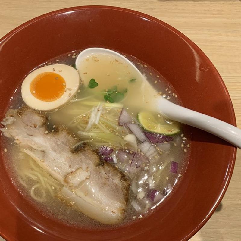 ニュー徳島ラーメン(徳島　三八系　麺や　諒八)