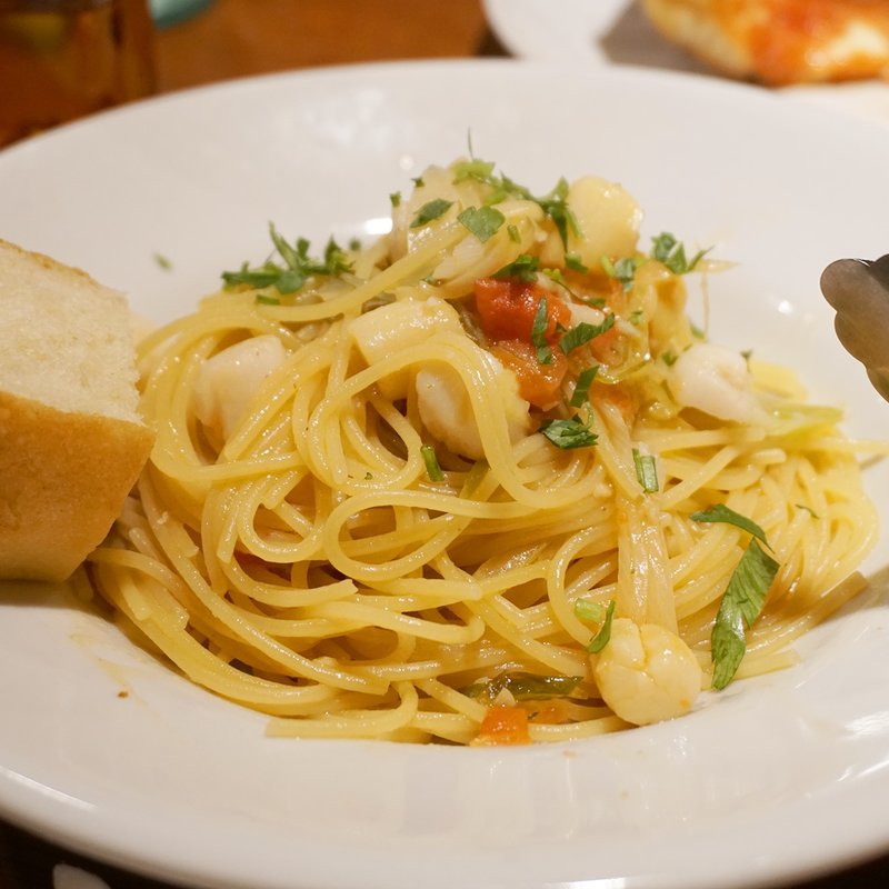 パスタランチ(サラダ・パスタ・デザート・コーヒー)(ピッツェリア ファリーナ)