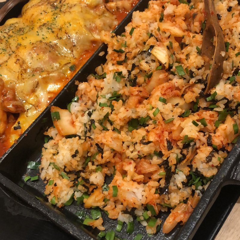 (韓国料理 bibim’ KITTE博多店)