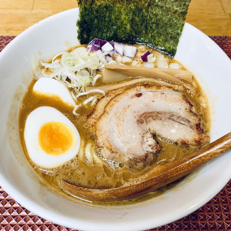 濃厚 魚介豚骨らーめん(麺屋　あげは)