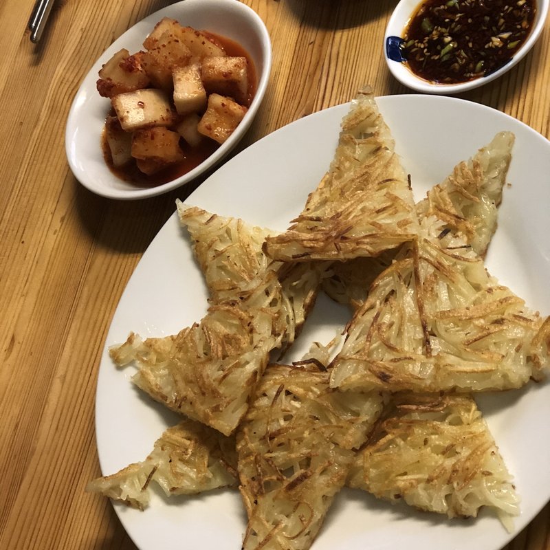 じゃがいもチヂミ(韓国村)