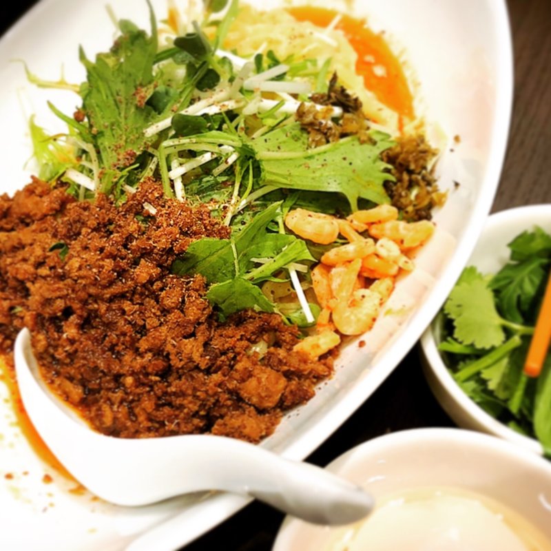 つゆ無し　坦々麺(四川坦々麺　阿吽　丸の内)