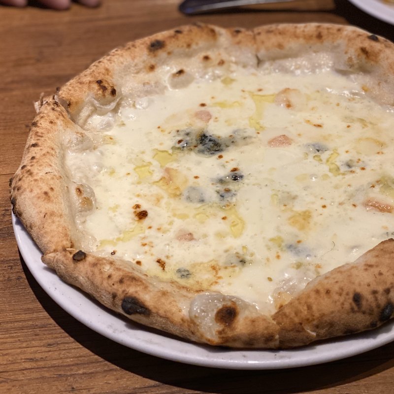 クアトロフォルマッジ［はちみつ付］(LOGIC Nagano （ロジック）)