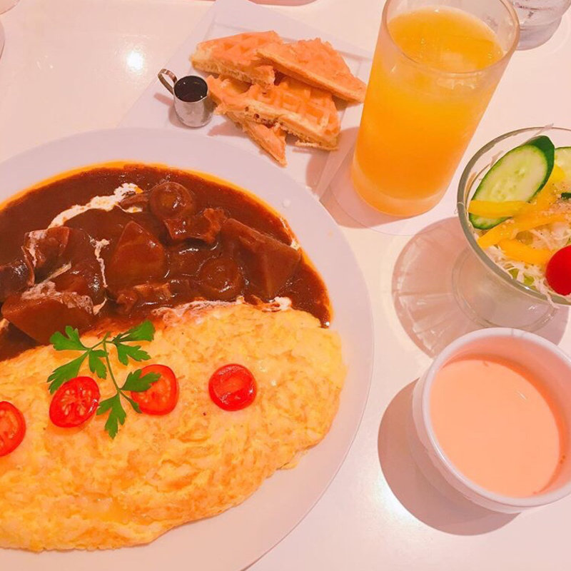 ビーフシチューオムライスセット(フォーシーズンズカフェ)