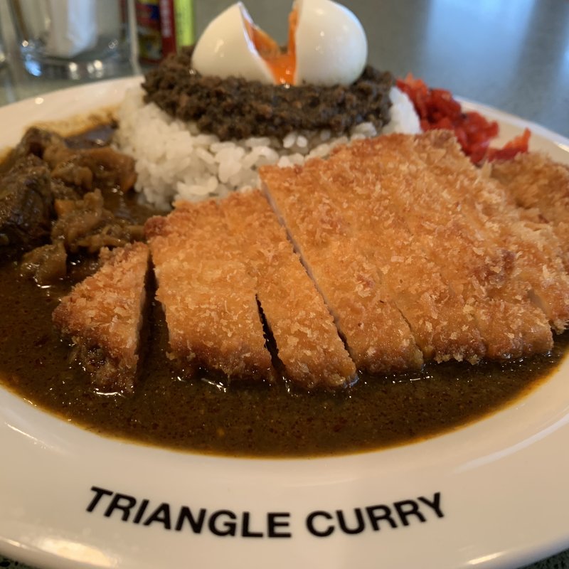 3種盛り(TRIANGLE CURRY)