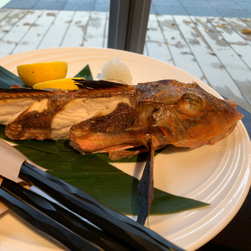 魚港の焼魚(VILLAGE MARCHE)