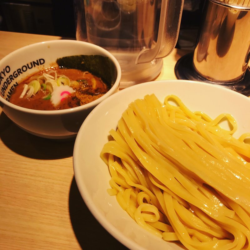 つけめん(東京アンダーグラウンドラーメン 頑者 （TOKYO UNDERGROUND RAMEN 頑者）)
