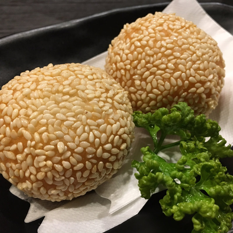 ごま団子（1個）(ほっこり絶品中華 宇宙軒 昭和31年創業)