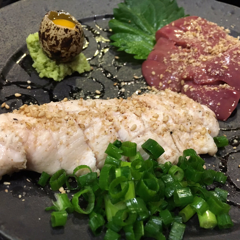 ささみ＆レバ刺2点盛り(焼鳥はなび)