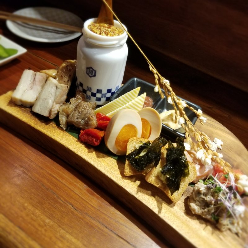 燻製盛り(煙 燻製バル トリベーネ なんば法善寺店)