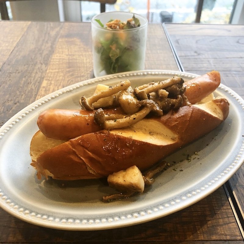 ホットドッグ(cafe&bar pocher)