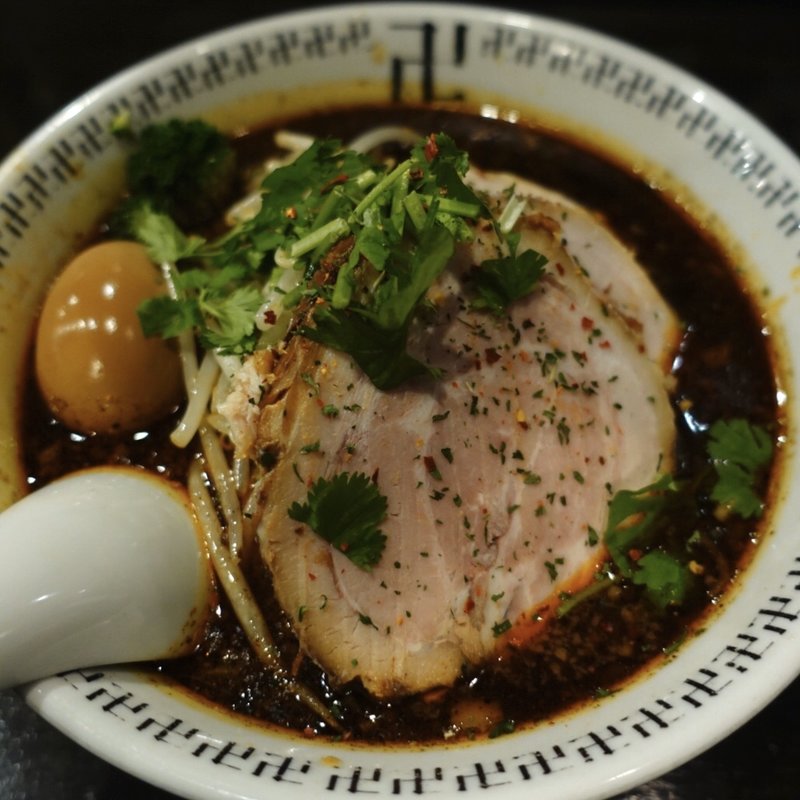 スパイスチャーシュー味玉(スパイス・ラー麺 卍力 西葛西本店)