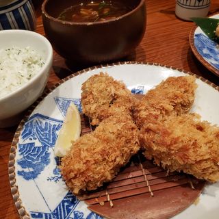 かきフライ定食(かつ吉 新丸ビル店 （カツキチ）)
