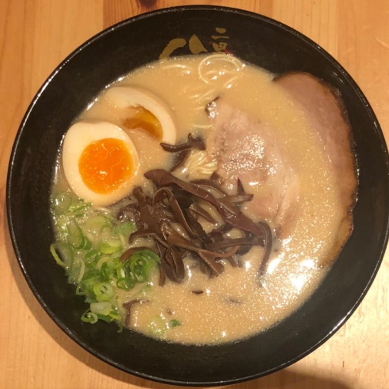 半熟煮卵ラーメン(らーめん二男坊 博多デイトス店)