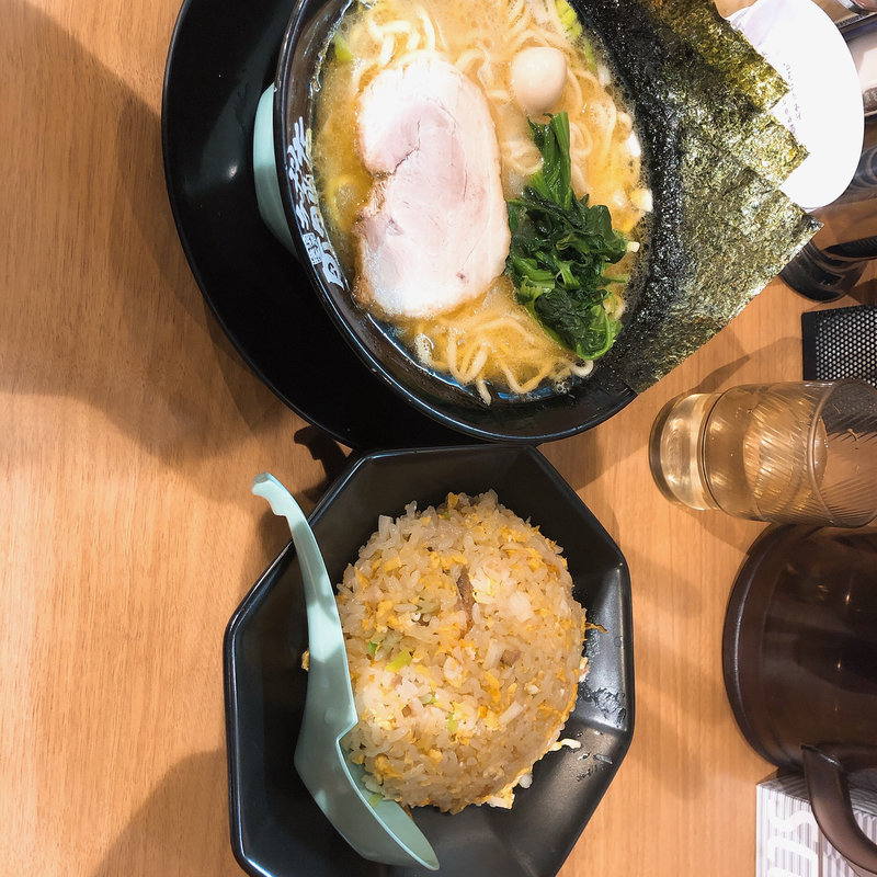 塩とんこつチャーハンセット(横浜家系ラーメン 町田商店 本店)