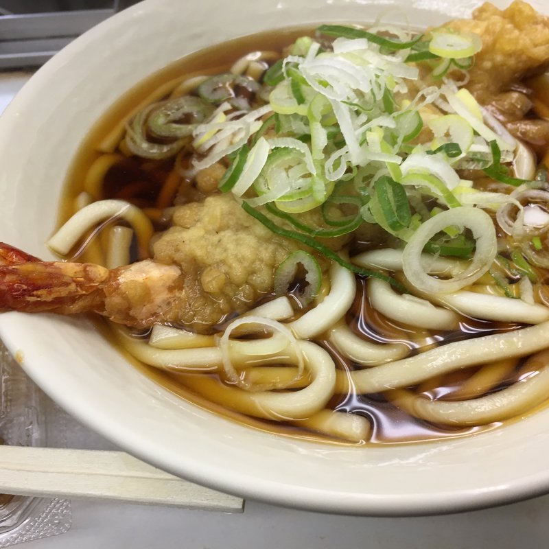 ジャンボ海老うどん(常盤軒 横須賀線ホーム店 )