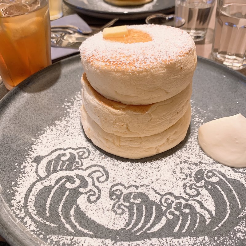 ふわふわリコッタチーズパンケーキ(ミカサデコ＆カフェ神宮前 （MICASADECO&CAFE）)