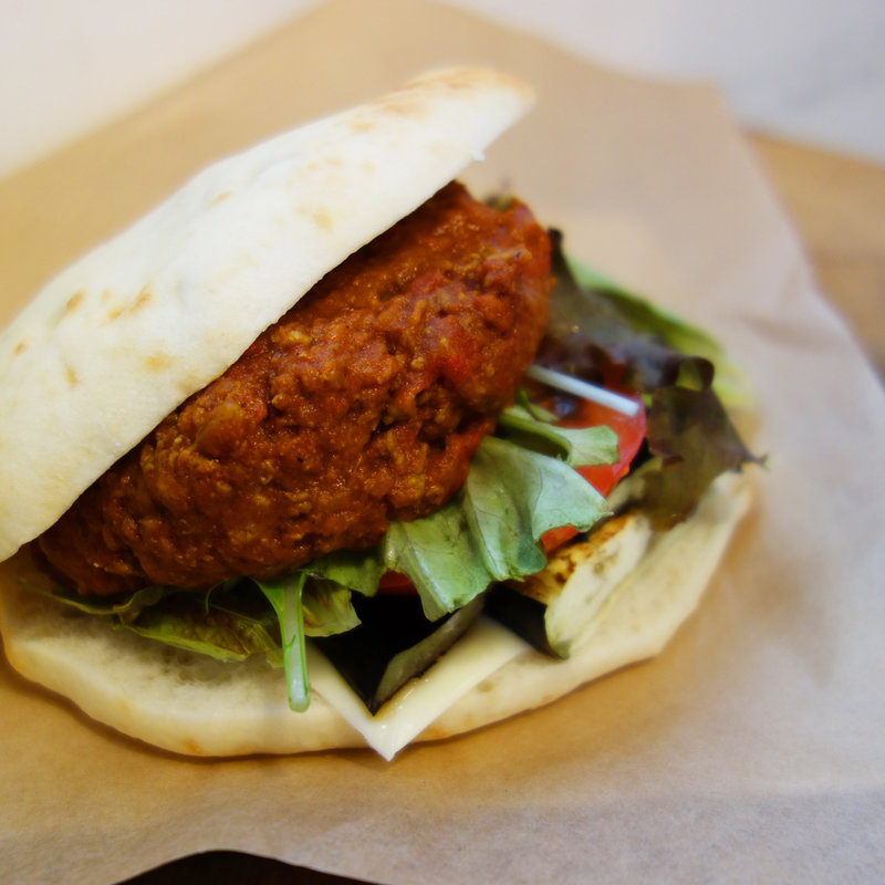 スパイシーミートサンド+ミネストローネスープ小+選べるドリンク(Lily Valley(リリーバリー))