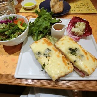 4種チーズのクロックムッシュ(ロクシタンカフェ 池袋店)