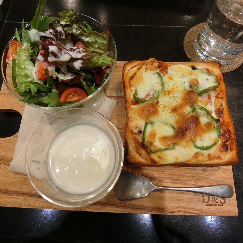 ピザトースト(Paul Bassett 渋谷ヒカリエ ShinQs店 （ポールバセット）)