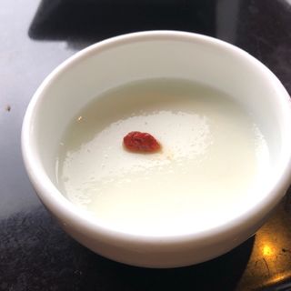 杏仁豆腐(西安餃子 アトレ大井町店)