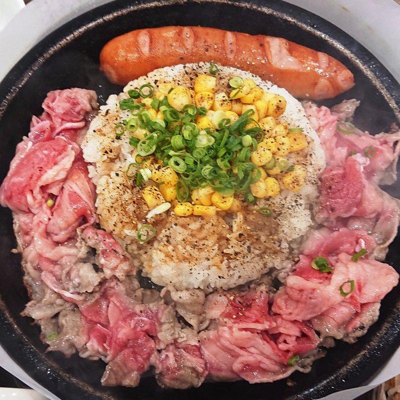 お肉超てんこ盛りペッパーライス(武蔵ハンバーグ グランツリー武蔵小杉店)