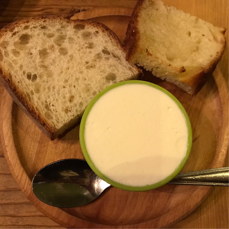 (+ebi-ro （エビイロ）)