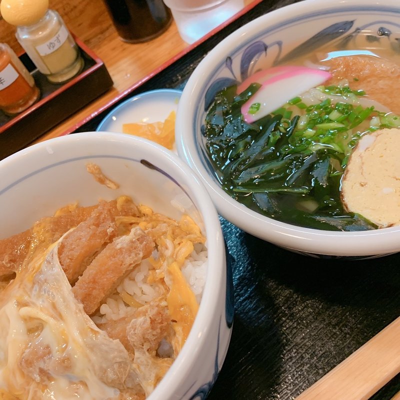 ミニミニうどん(久兵衛)