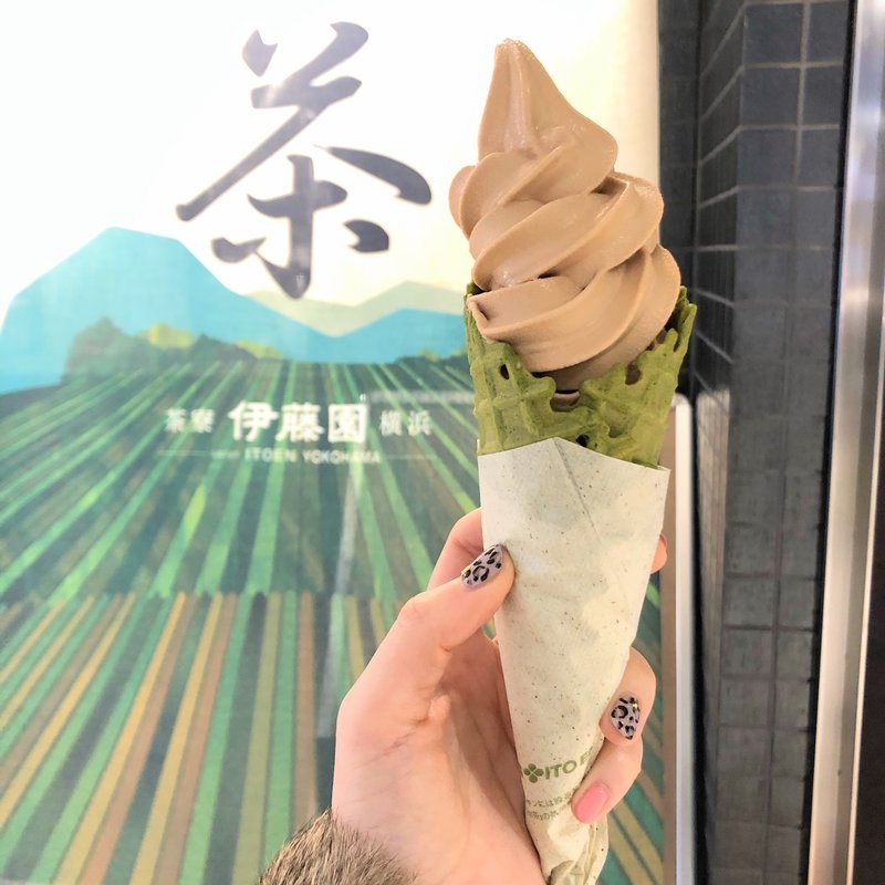 紅茶ソフトクリーム(茶寮 伊藤園 横浜)