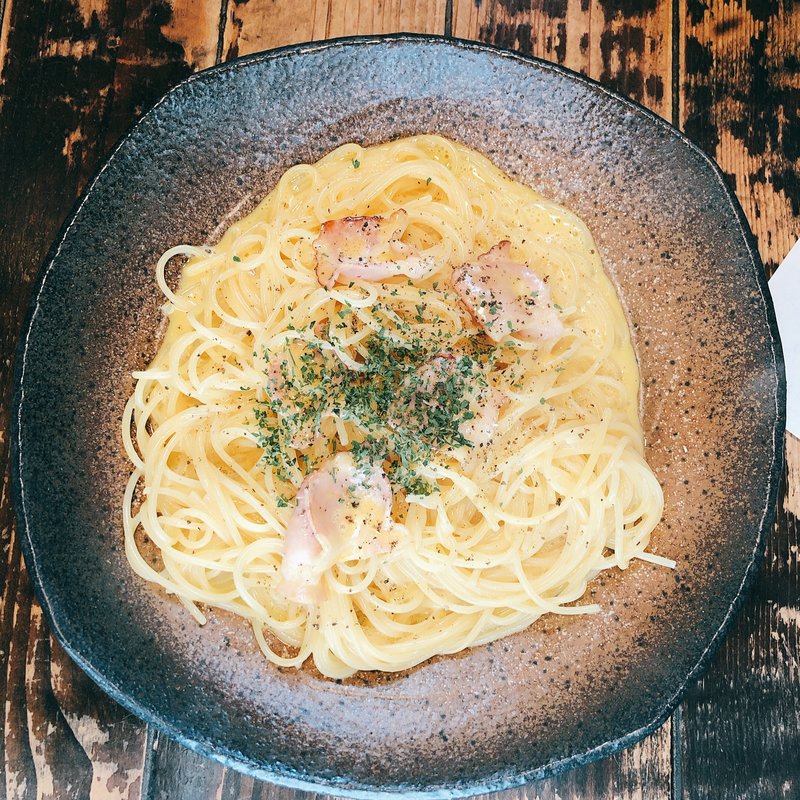 カルボナーラ(PASTA&BAR DARK-HORSE)