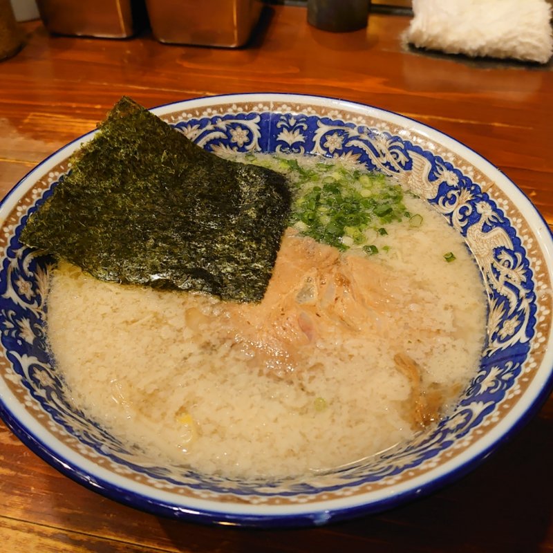 醤油らーめん(にんにくや)