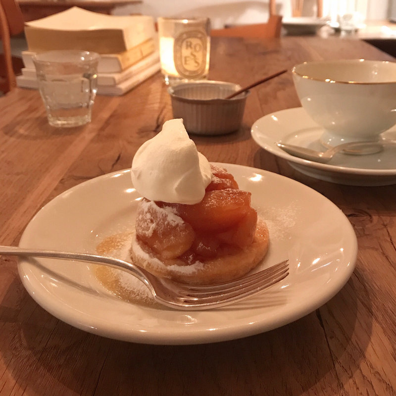 タルトタタン(moon mica takahashi coffee salon)